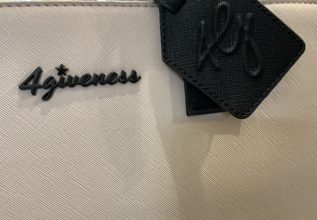 Borsa 4giveness